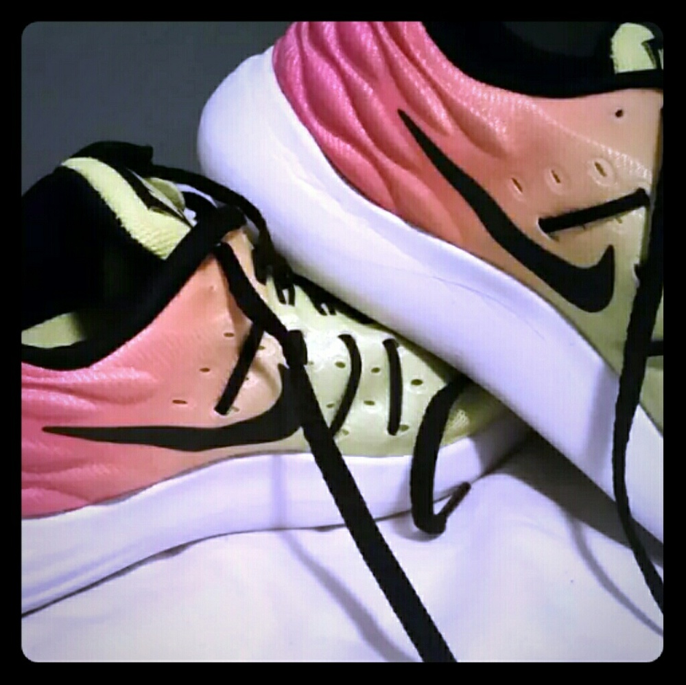 Nike shoes